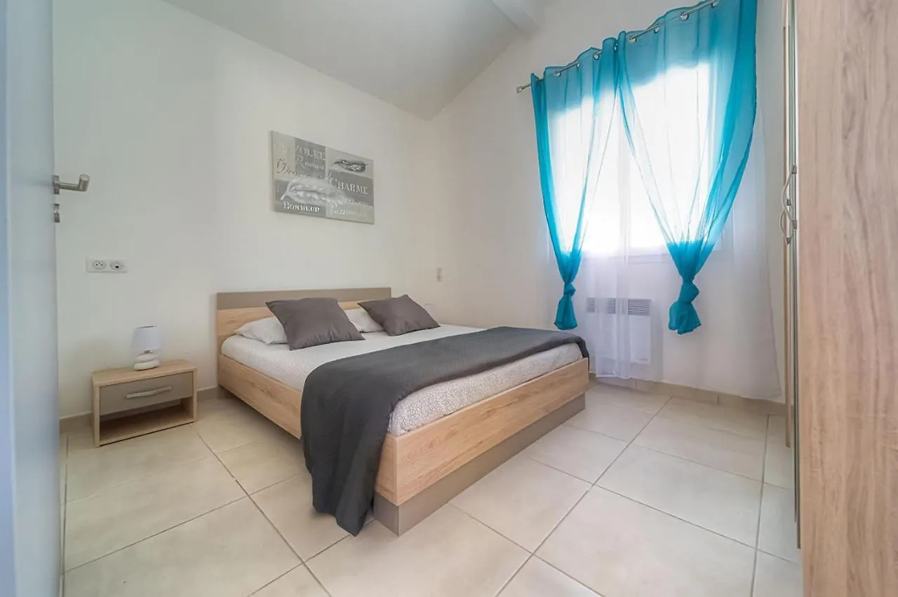Holiday home Les Villas De Valaurie